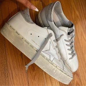Golden Goose size 38. LIKE NEW Worn mayb 5x. have dust bag that it came with